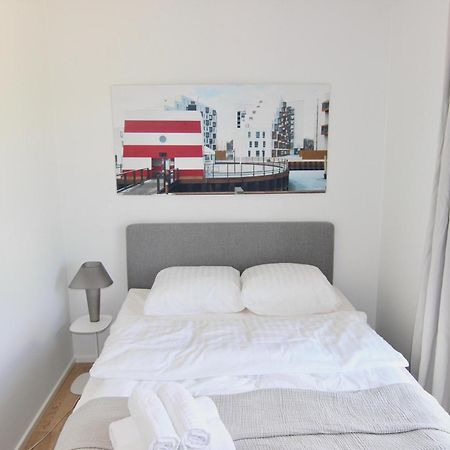 Great 1-Bed Wbalcony By Odense Harbour Apartment Bagian luar foto